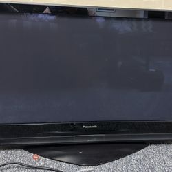 42” Panasonic TV