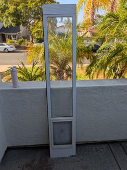 Aluminum pet door for medium