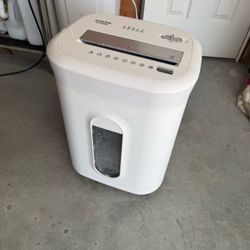 Aurora AU1060MA Professional Grade 10-Sheet High Security Micro-Cut Paper and Credit Card Shredder WORKS EXCELLENT   BE SURE TO TAKE A LOOK AT ALL MY 