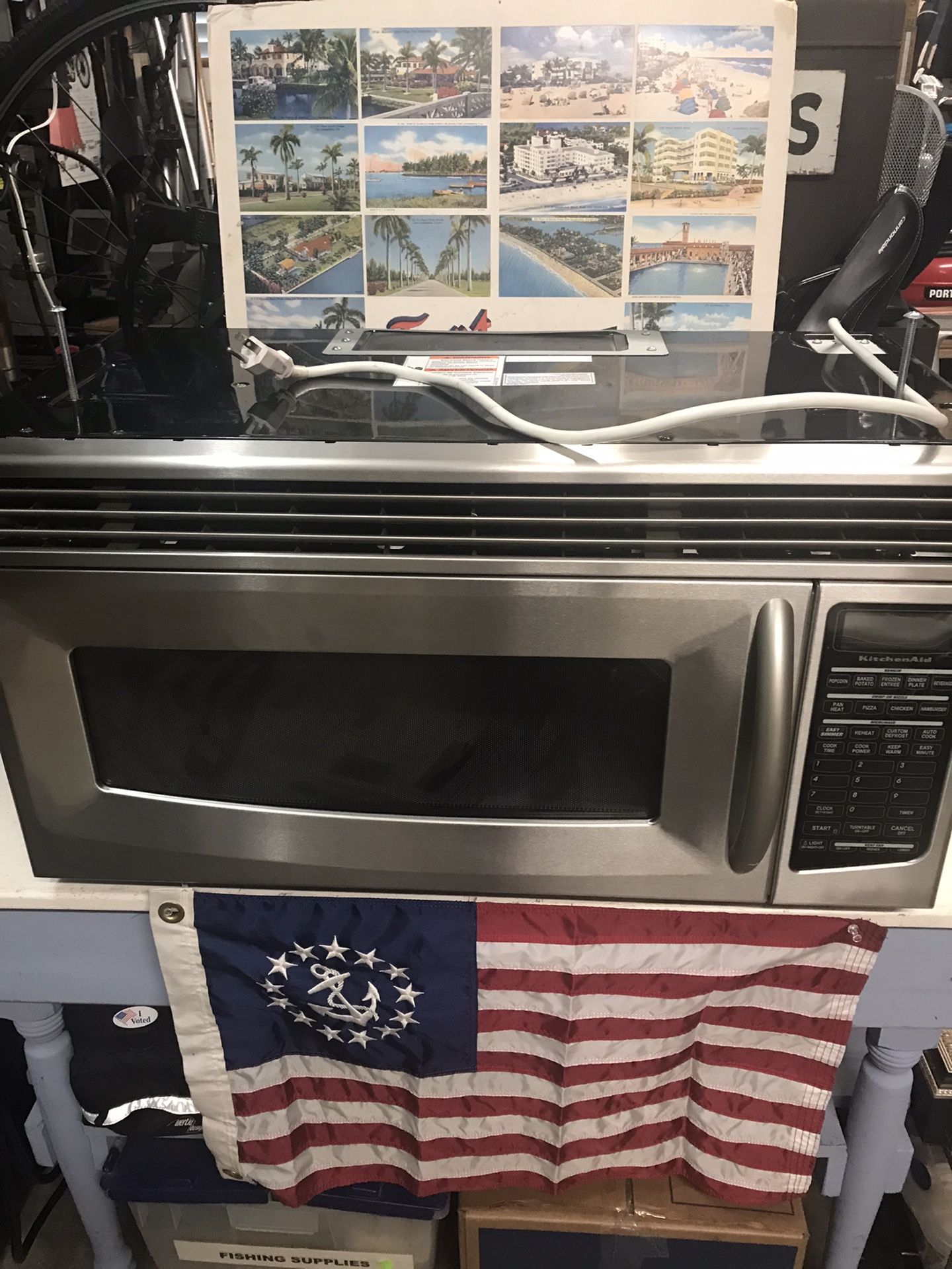 Kitchen Aid Over The Oven Microwave Works Very Well