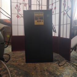 Mini Refrigerator