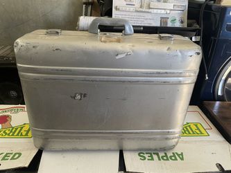 Vintage Metal Luggage 🧳  1950s Haliburt
