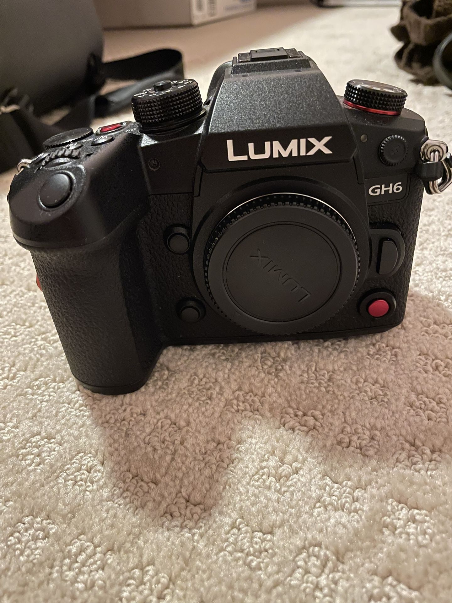 Panasonic Lumix GH6