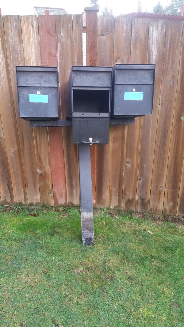 3 locking mailboxes and stand for Sale in Issaquah, WA OfferUp