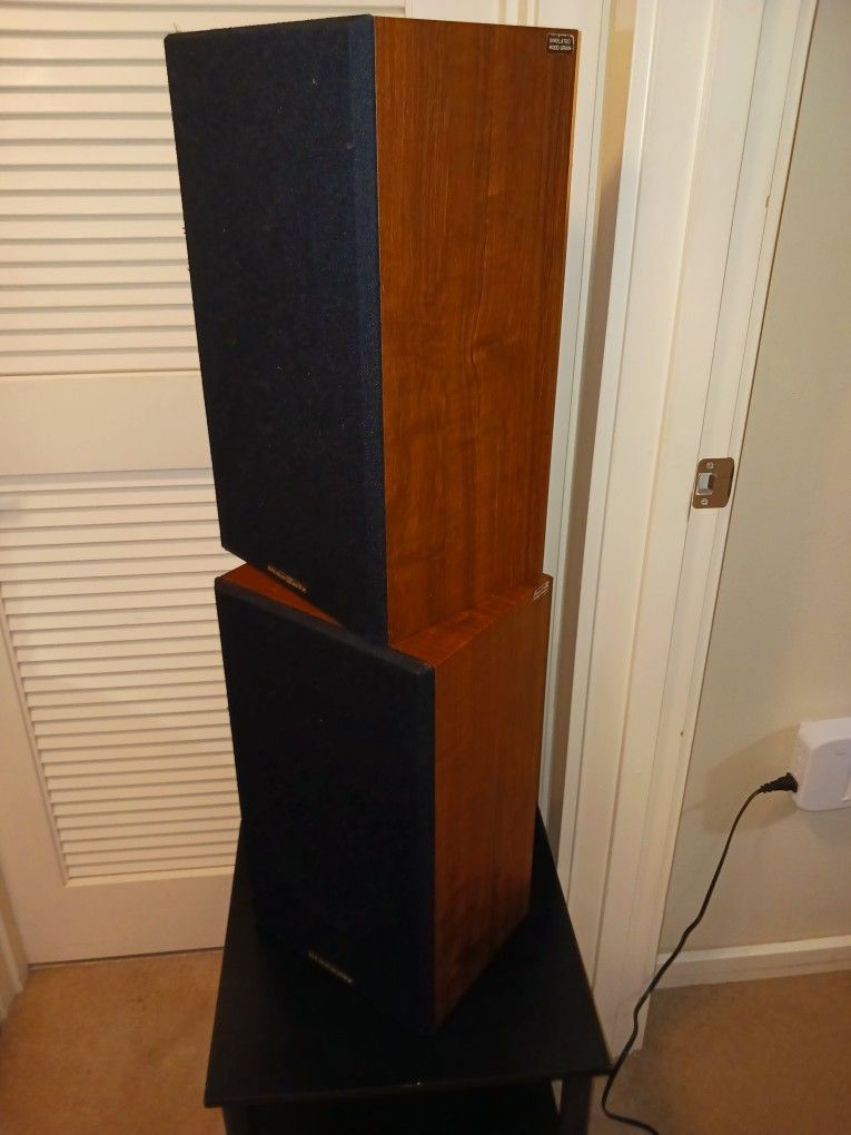 Marantz 🔸️Stereo 🔸️Speakers🔹️American Designed ▪️hi Quality 🔸️Korean Assembled Loud Rare Drivers 🔺️great Working 💪 Condition 50 Watts 8ohms