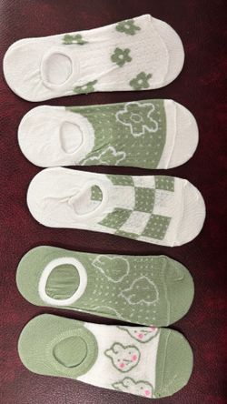5 pieces socks for girls or women
