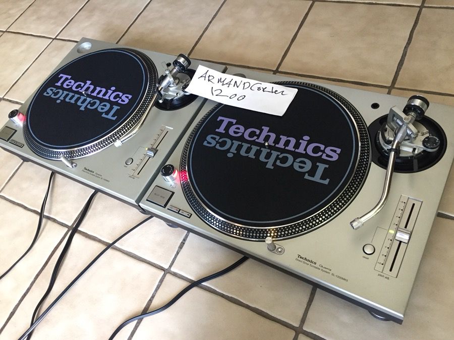 Technics sl-1200 mk5 CLEAN PAIR FOR SALE!!! for Sale in Los