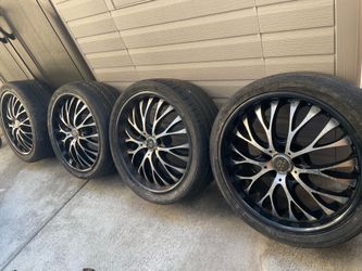 Lorenzo Rims set (4) size 19’