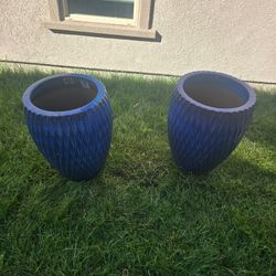 Pair of glazed terracotta planters (55 x 38cm)  (21.6535x 14.9606)