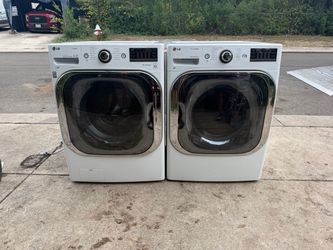 LG Front Load Washer and Dryer Set (High Capacity)