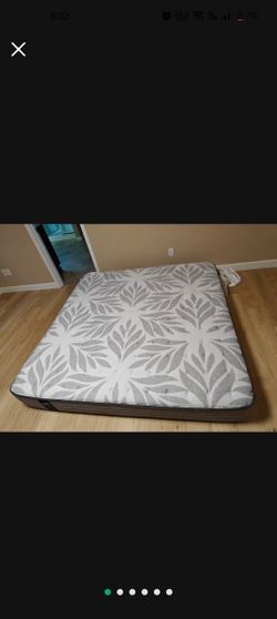 Sealy posturepedic king size 11-inch ultra firm mattress