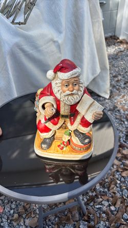 Music and bobble head Santa