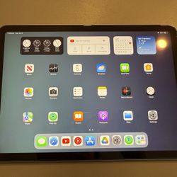 iPad Air 4th Gen with Apple Smart Keyboard Folio