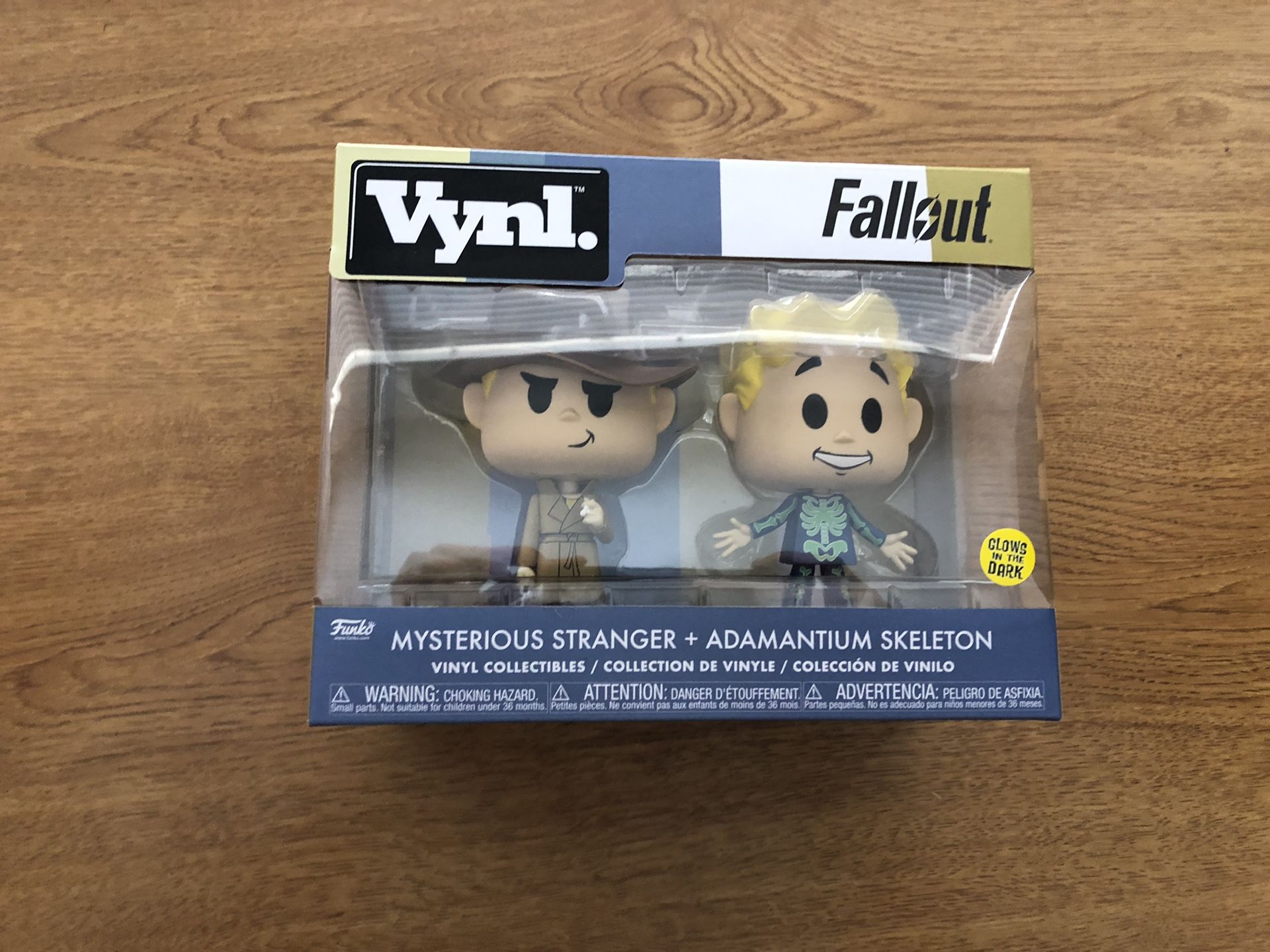 Brand New Vynl Fallout Mysterious Stranger + Adamantium Skeleton Collectibles