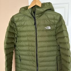 New The North Face Men's Classic Down Hooded Jacket 700-fill down jacket Size L
