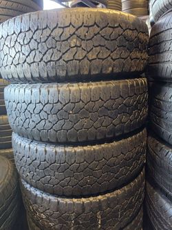 Set used tires