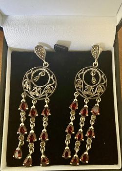 Garnet Filigrana Silver Earrings