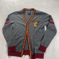 Harry Potter Gryffindor Crest Cardigan Knit Sweater Gray Size Small RARE 🔥 