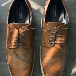 Van Heusen Men Shoe