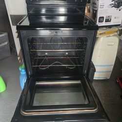 Frigidaire Stove