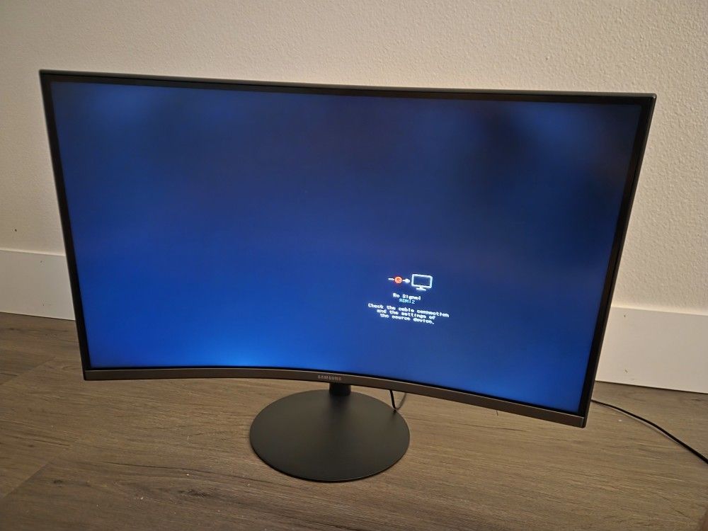 Samsung 27" S39C Series FHD Curved Monitor