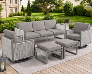 new in box patio set