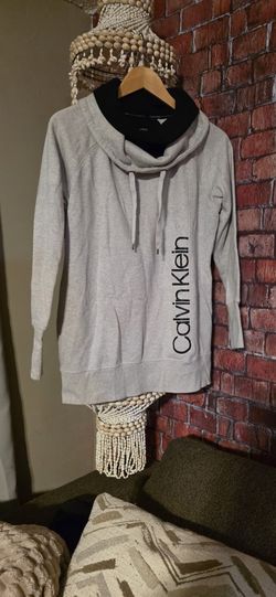 CALVIN KLEIN SWEATER/ HOOD