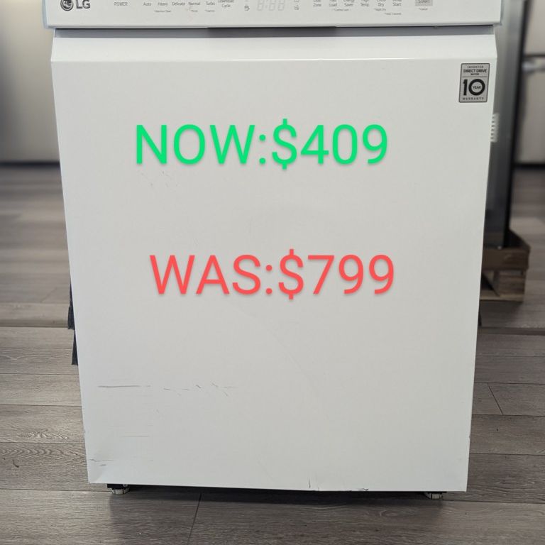 24in Stainless Steel Front Control Dishwasher with QuadWash, Dynamic Dry and 3Rack..48dBA