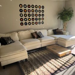 Luxury White Sectional Sofa – Barely Used (3 Months)