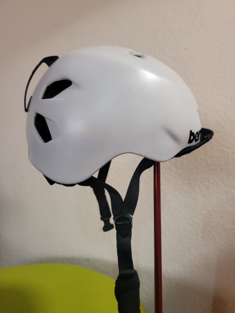 Bern Snowboard Ski Helmet