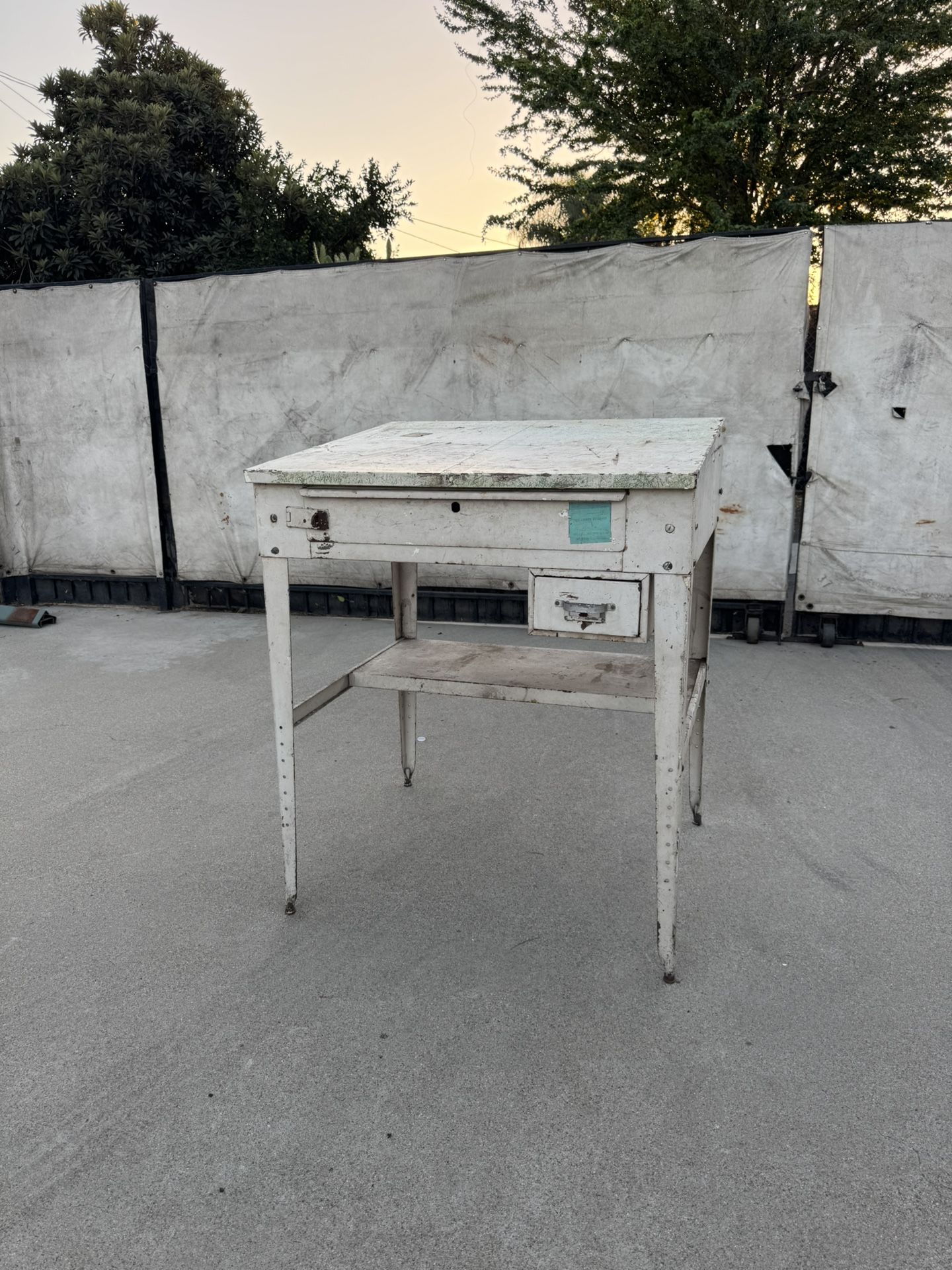 Metal Desk ( Forman Desk)
