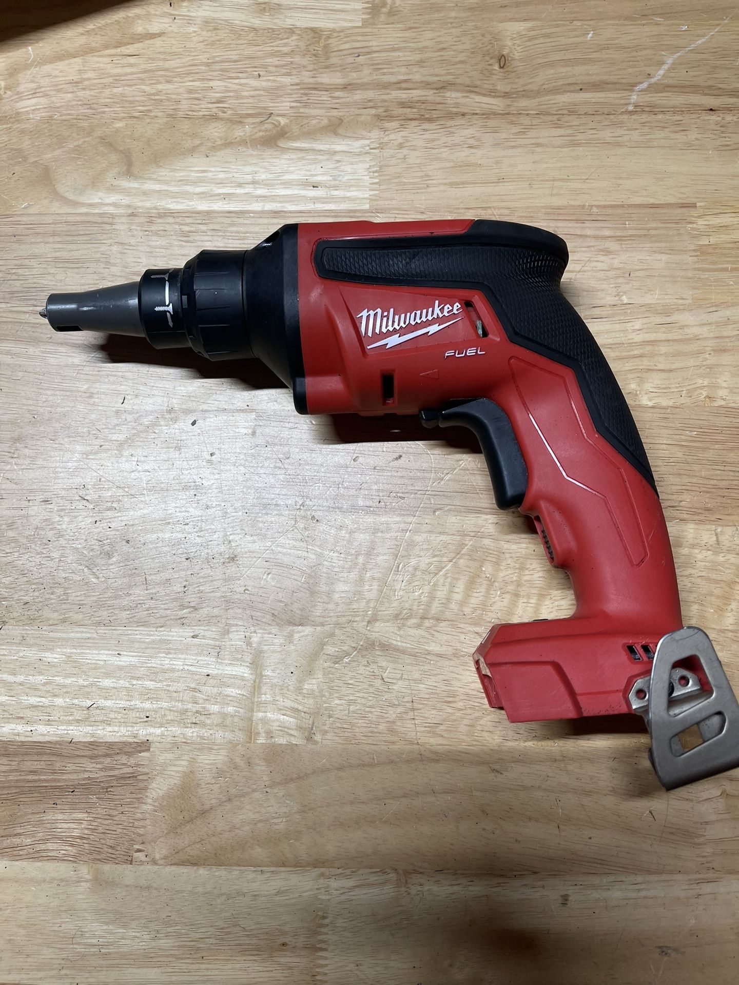 Milwaukee M18 FUEL 18V Lithium Ion Brushless Cordless Drywall Screw Gun (Tool Only)