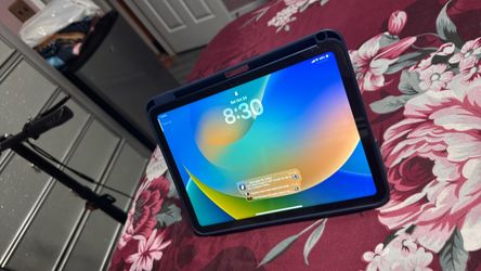 Apple iPad in Dark Blue Protecting