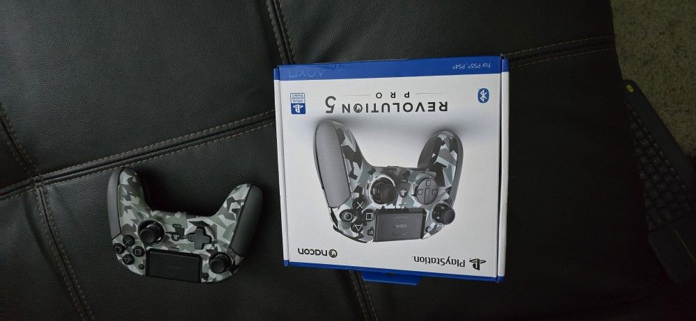 Nacon Revolution Pro 5 Controller