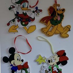 (4) VINTAGE DISNEY WOOD CHRISTMAS ORNAMENTS