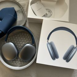 Apple AirPods Max Blue