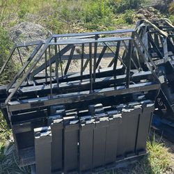 Skid Steer Attachment Forks Grapple Buaquet And More 