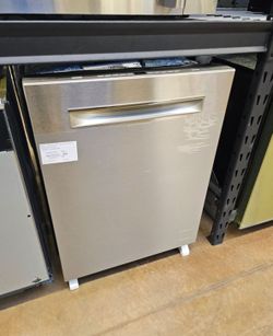 24 inch wide stainless steel dishwa sher Bosch with recessed handle