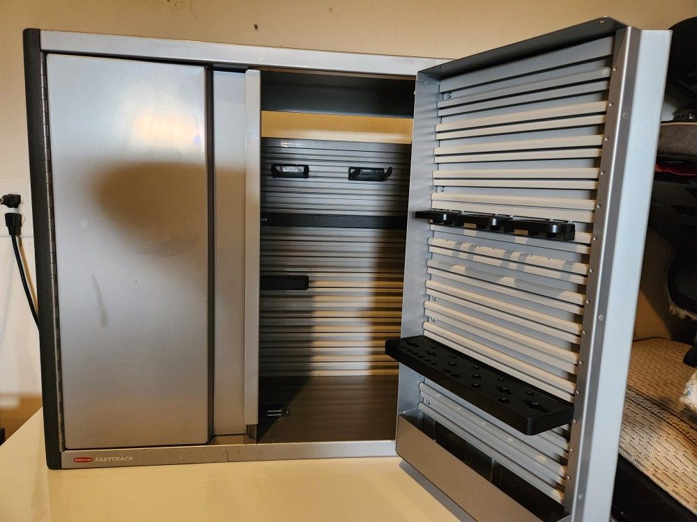 Rubbermaid FastTrack Garage Tool Cabinet