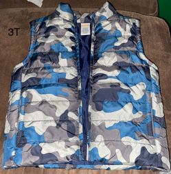 Blue camo toddlers vest 3T