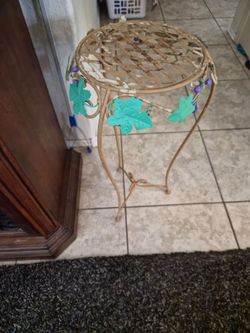 Plant stand