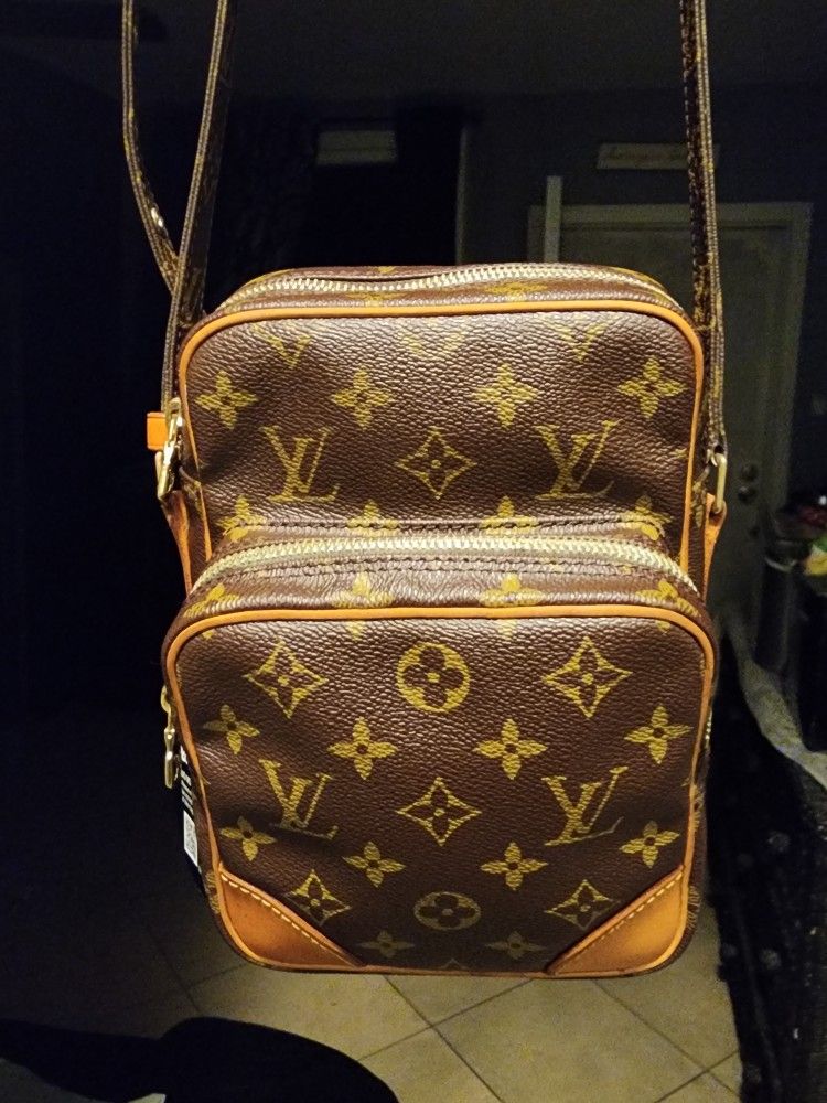 Amazon Lv