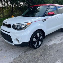 2017 Kia Soul Plus 75k Miles 1 Owner