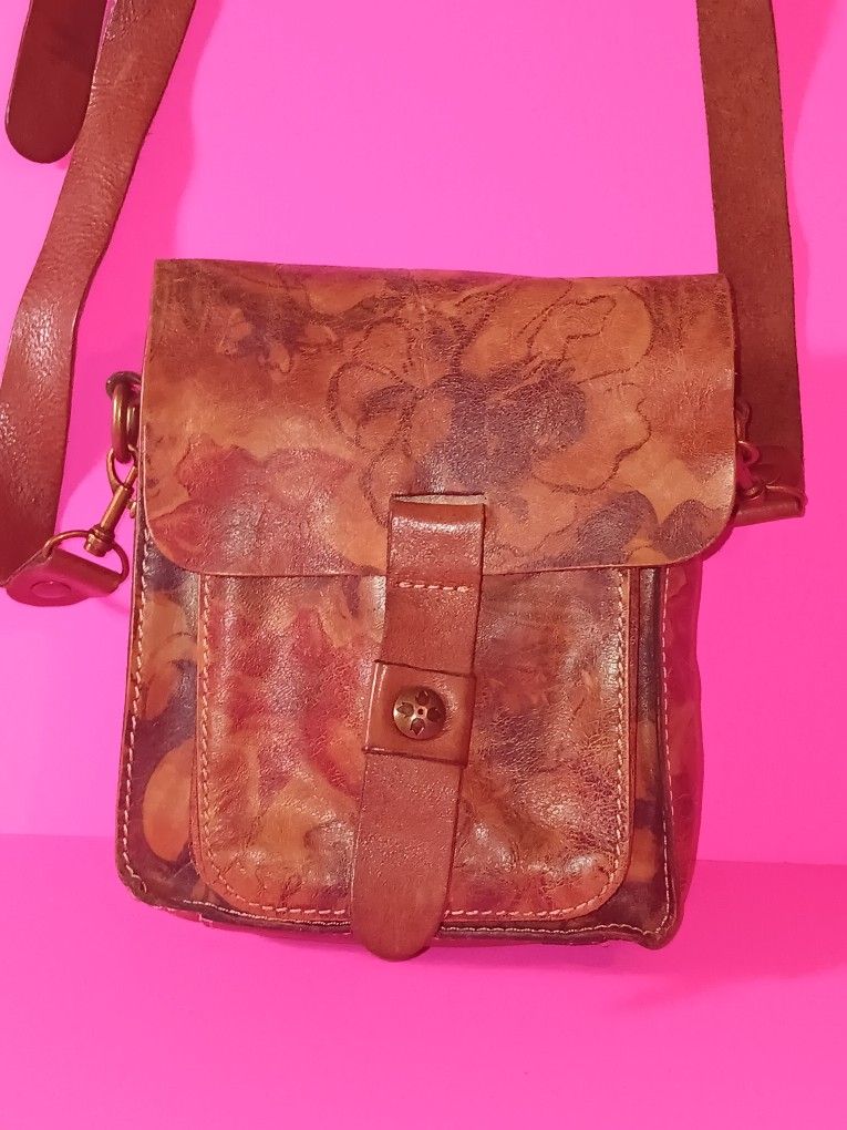 Patricia Nash Italian Leather Messenger Shoulder Crossbody Bag 