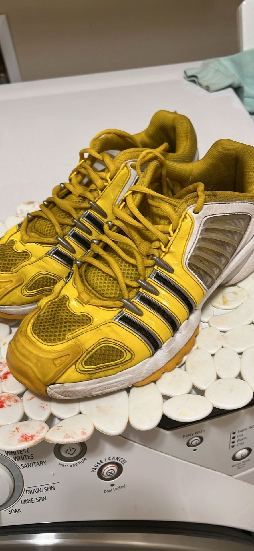 Big Boy Or Men’s Adidas Shoes Size 7