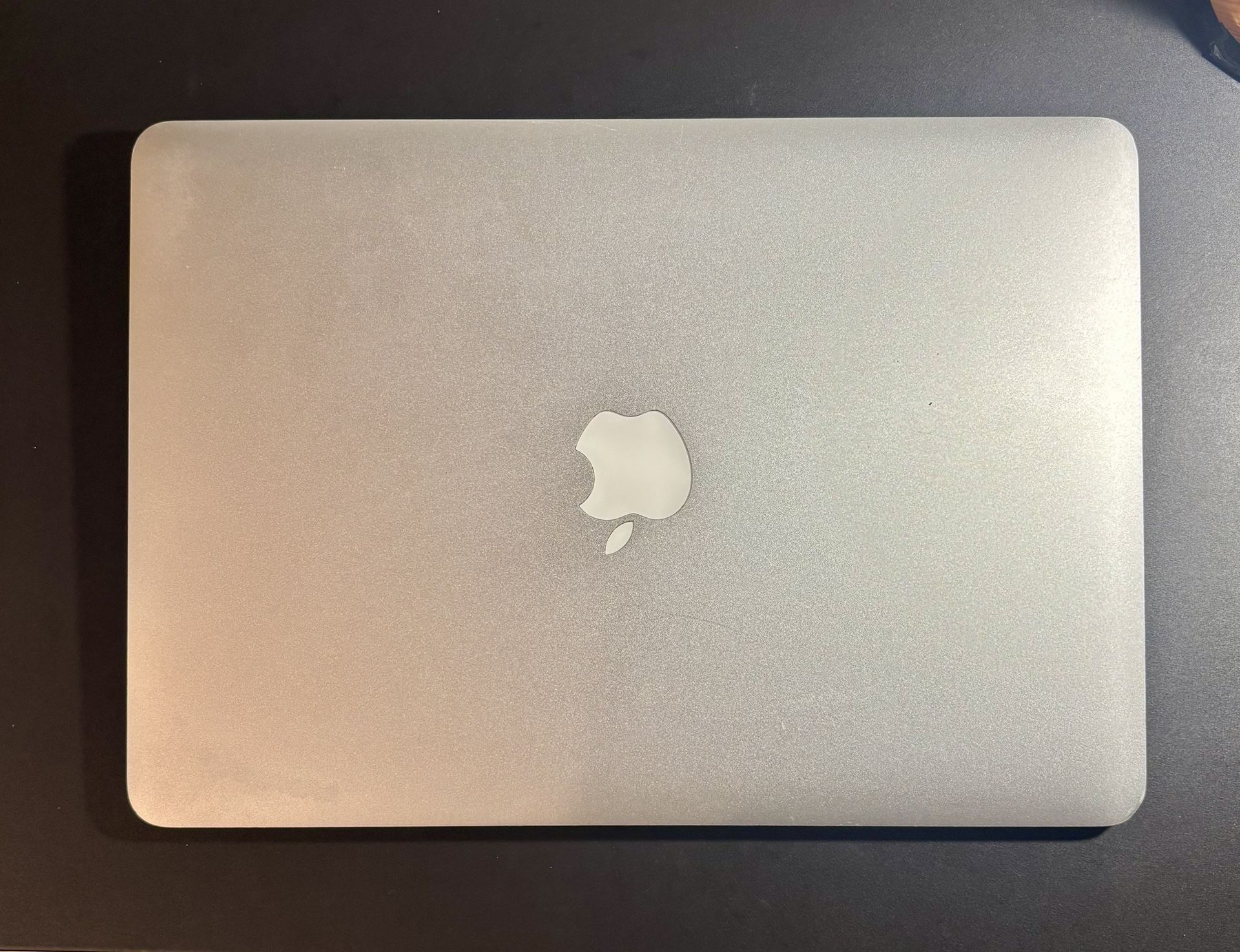 2017 MacBook Air 13.3” 8GB 
