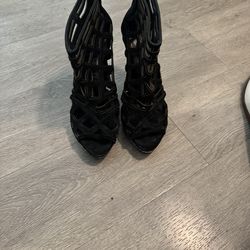 Burberry Black Cutout Cage Heels Booties – Made in Italy – Size 39.5 (US 9/9.5 PRICE DROP TO MOVE