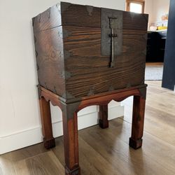 Chinese Antique Hutch