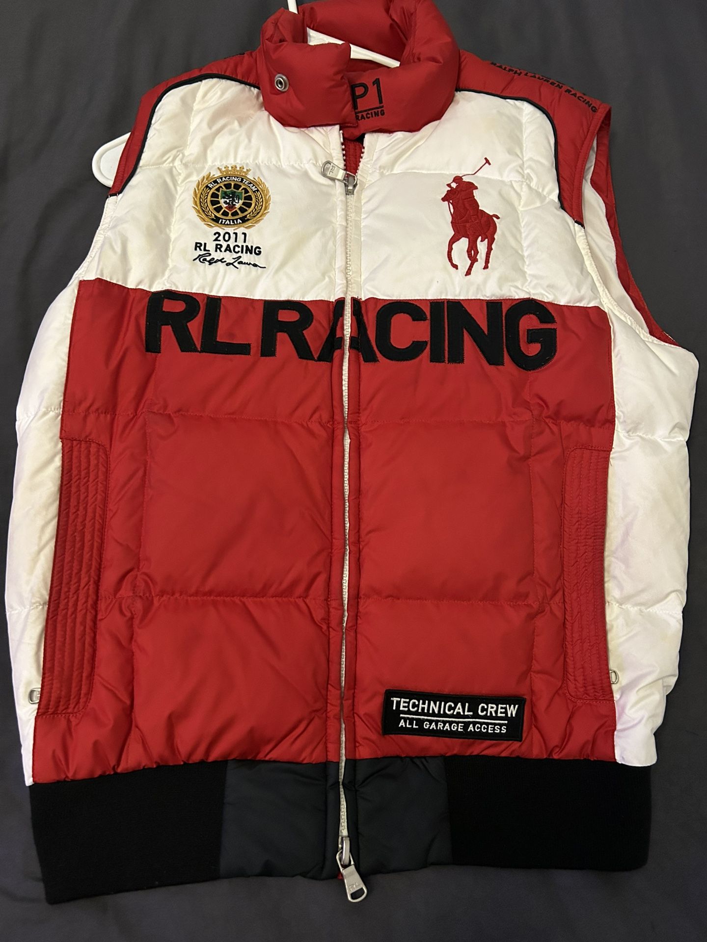 Polo vest