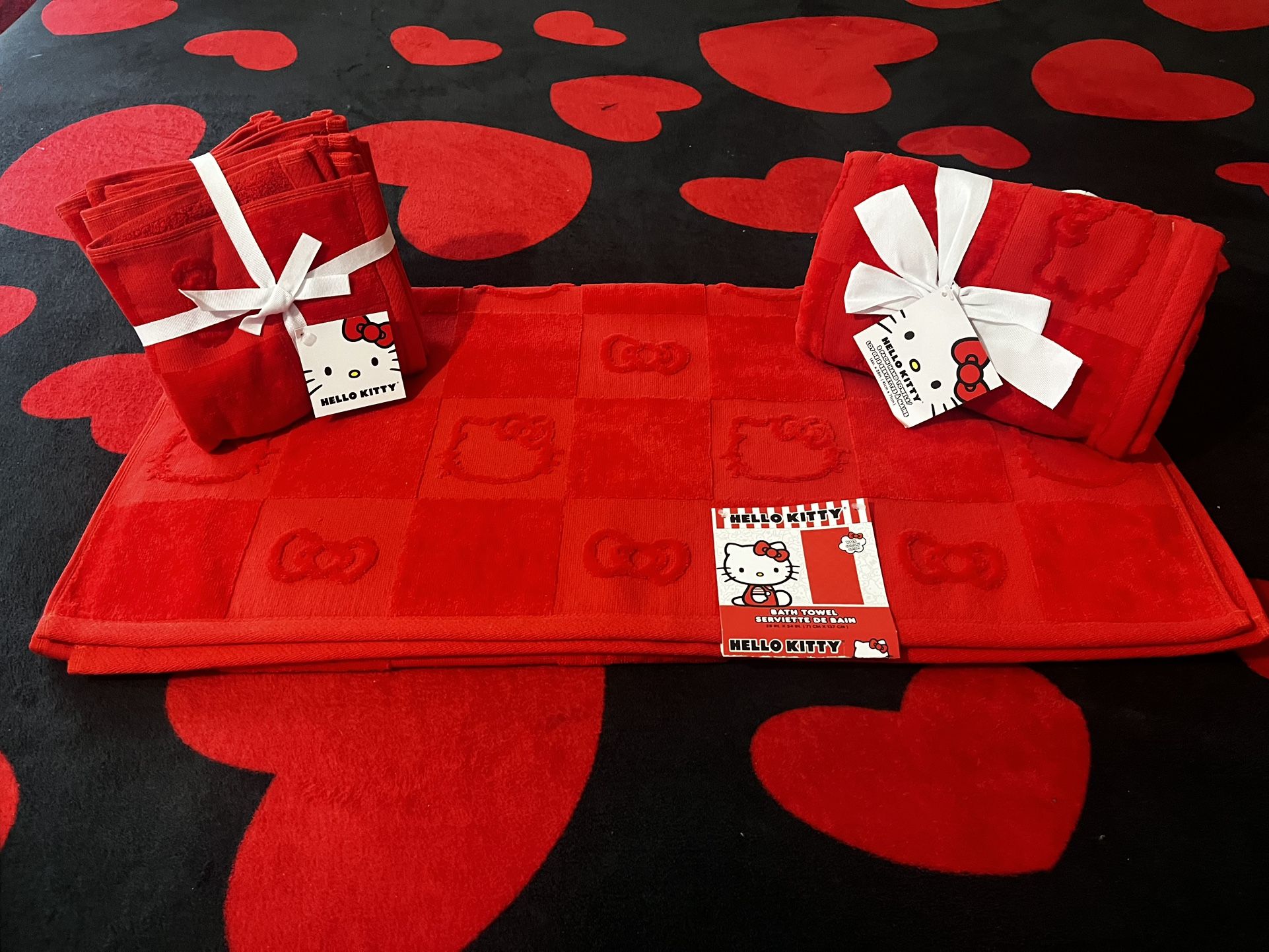 Hello Kitty Bathroom Set (Red)